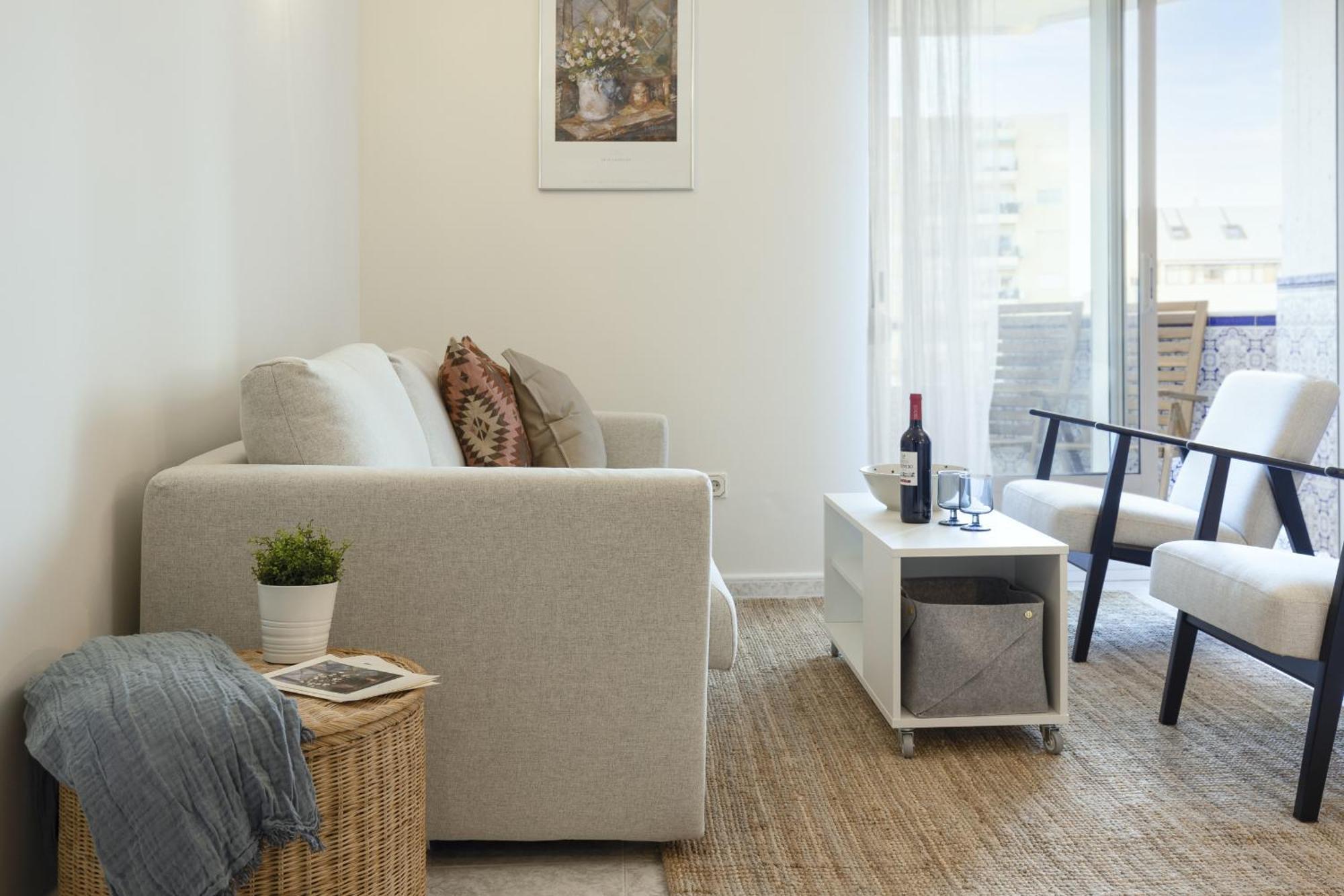 Beachfront Apartment With Terrace And Seaviews فوينخيرولا المظهر الخارجي الصورة