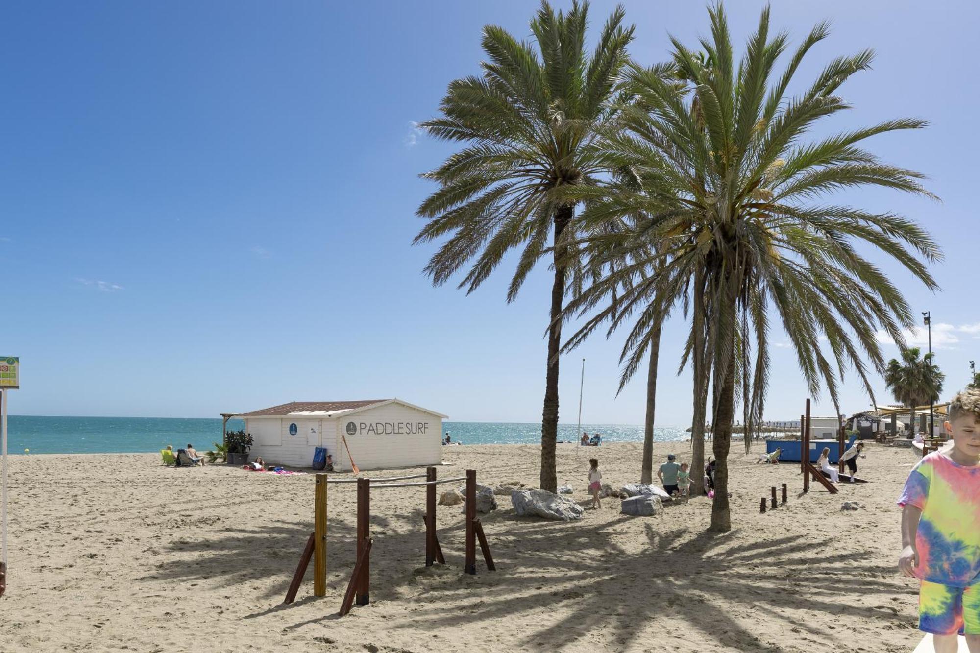 Beachfront Apartment With Terrace And Seaviews فوينخيرولا المظهر الخارجي الصورة